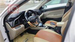 هیۆندای ئەلەنترا